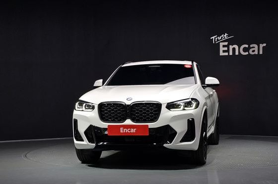 BMW X4 xDrive20i M Sport Pro Special Edition — пробег 6 923 км — фото 3 из 5