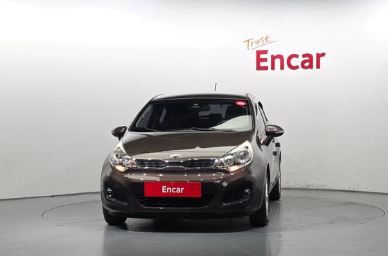 Kia pride 1.4 MPI Hatchback Deluxe — пробег 89 150 км — фото 3 из 5