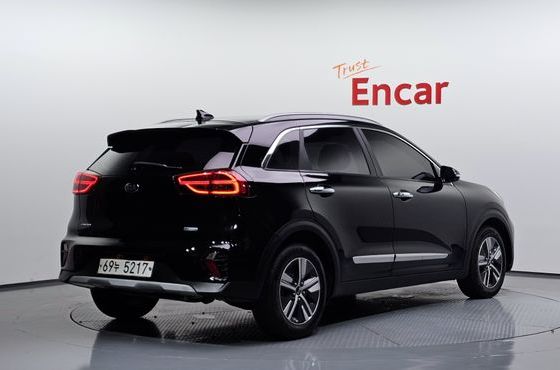 Kia Niro 1.6 HEV Prestige — пробег 94 005 км — фото 2 из 5