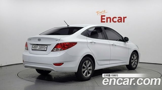 Hyundai Accent из Кореи Encar