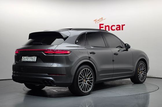 Porsche Cayenne 4.0 Turbo — пробег 81 462 км — фото 2 из 5