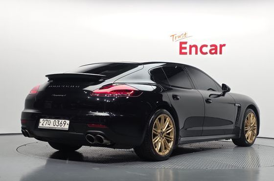 Porsche Panamera 3.6 AWD Edition 970 — пробег 70 913 км — фото 2 из 5