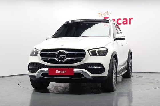 Mercedes-Benz GLE-Class GLE300d 4MATIC — пробег 21 110 км — фото 3 из 5