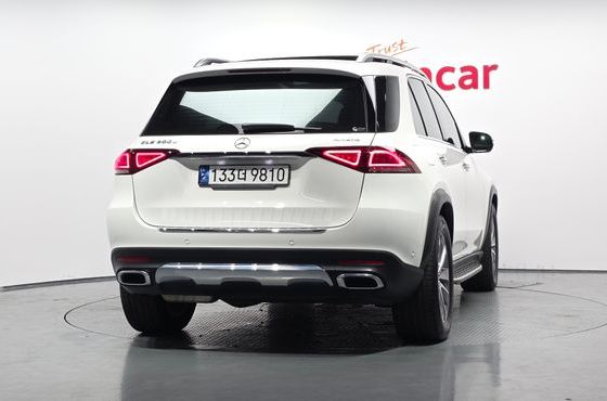 Mercedes-Benz GLE-Class GLE300d 4MATIC — пробег 21 110 км — фото 4 из 5