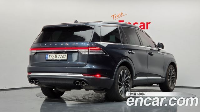 Lincoln Aviator 3.0 Reserve  AWD — пробег 49 846 км — фото 2 из 5