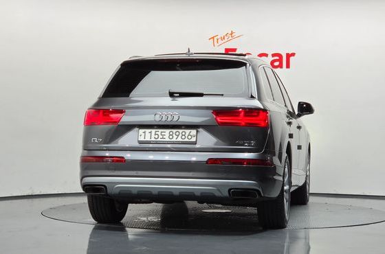 Audi Q7 45 TFSI Quattro — пробег 141 578 км — фото 4 из 5