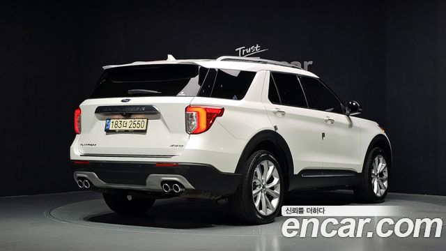 Ford Explorer 3.0 Platinum 4WD — пробег 83 184 км — фото 2 из 5