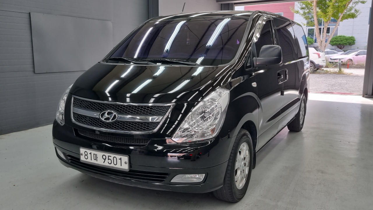 Hyundai Starex 3-Seater VAN CVX Luxury — пробег 158 971 км — фото 1 из 5