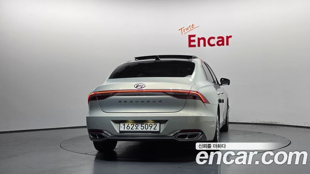 Hyundai Grandeur Calligraphy — пробег 75 010 км — фото 4 из 5