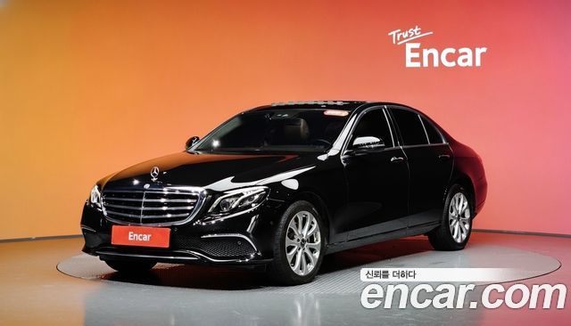 Mercedes-Benz E-Class из Кореи Encar