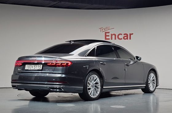 Audi A8 55 TFSI Quattro LWB — пробег 92 699 км — фото 2 из 5