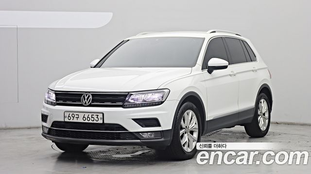 Volkswagen Tiguan 2.0 TDI Premium — пробег 54 228 км — фото 1 из 5