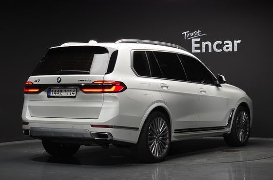 BMW X7 xDrive 40d Design Pure Excellence 6-Seater — пробег 40 270 км — фото 2 из 5