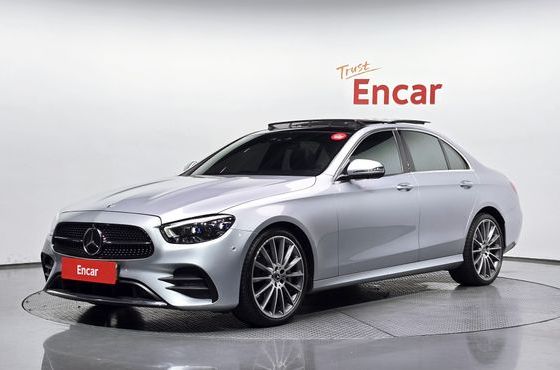 Mercedes-Benz E-Class E350 4MATIC AMG Line — пробег 54 334 км — фото 1 из 5