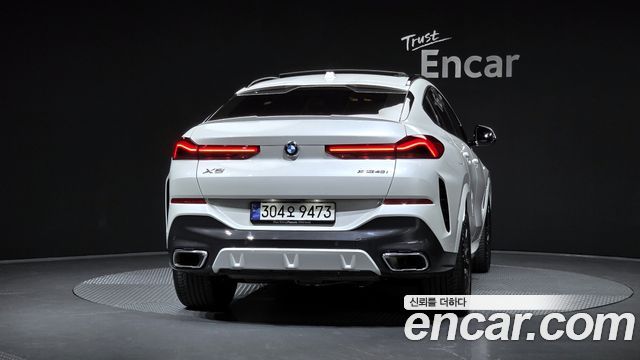 BMW X6 xDrive40i M Sport — пробег 10 675 км — фото 4 из 5