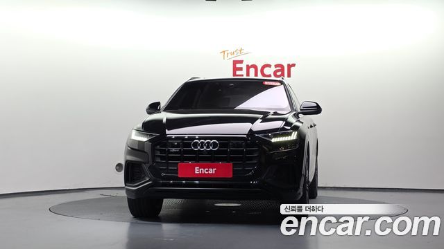 Audi Q8 55 TFSI Quattro Premium — пробег 115 712 км — фото 3 из 5