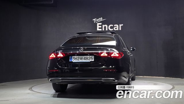 Mercedes-Benz E-Class из Кореи Encar