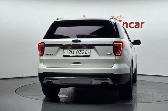 Ford Explorer 2.3 Limited 4WD 5th — пробег 80 656 км — фото 4 из 5