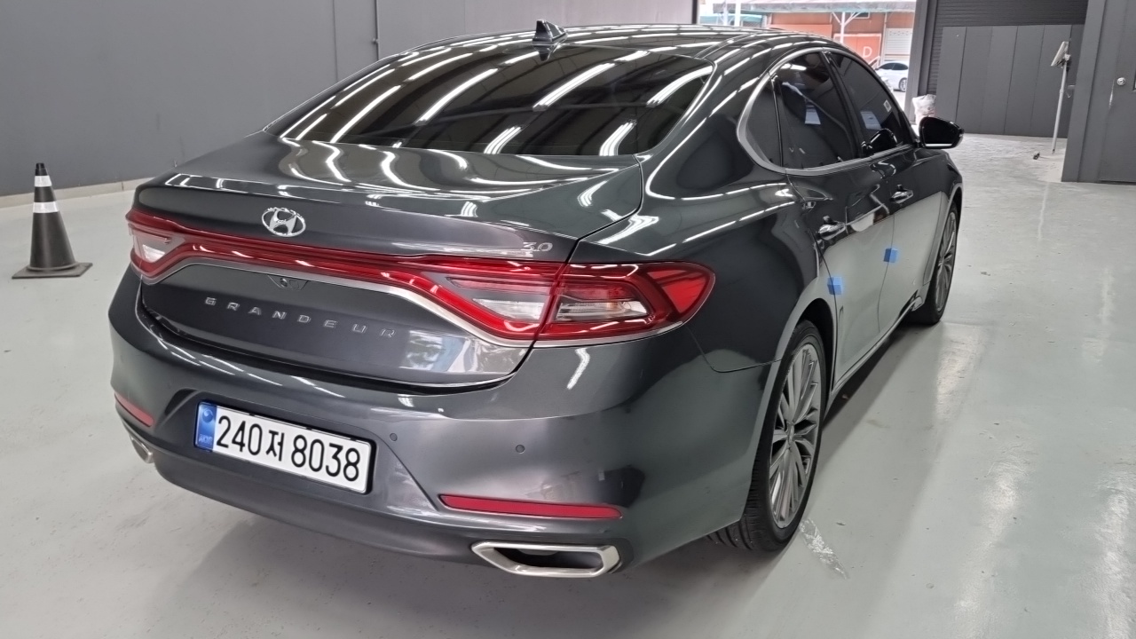 Hyundai Grandeur из Кореи Encar