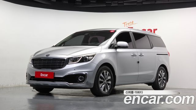 Kia Carnival 9-seater Luxury — пробег 186 524 км — фото 1 из 5