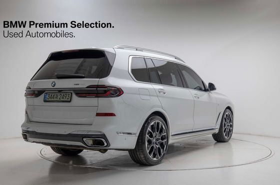 BMW X7 xDrive 40i M Sport 6STR — пробег 9 506 км — фото 2 из 5