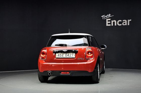 Mini Cooper Mid 3rd — пробег 83 716 км — фото 4 из 5