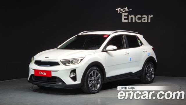 Kia Stonic из Кореи Encar