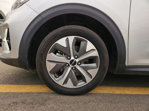Kia Niro Earth — пробег 68 997 км — фото 5 из 5