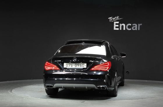 Mercedes-Benz CLA-Class CLA45 AMG 4MATIC — пробег 79 639 км — фото 4 из 5