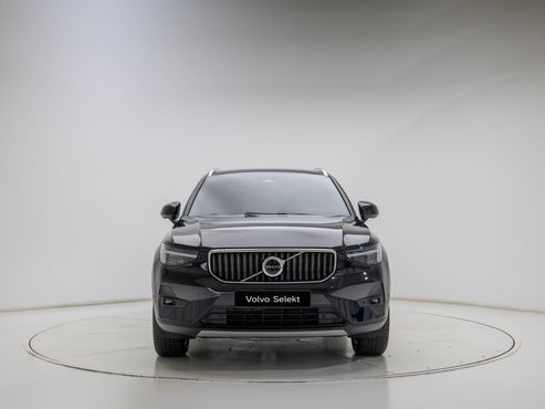 Volvo XC40 B4 Ultra Bright — пробег 12 435 км — фото 2 из 5