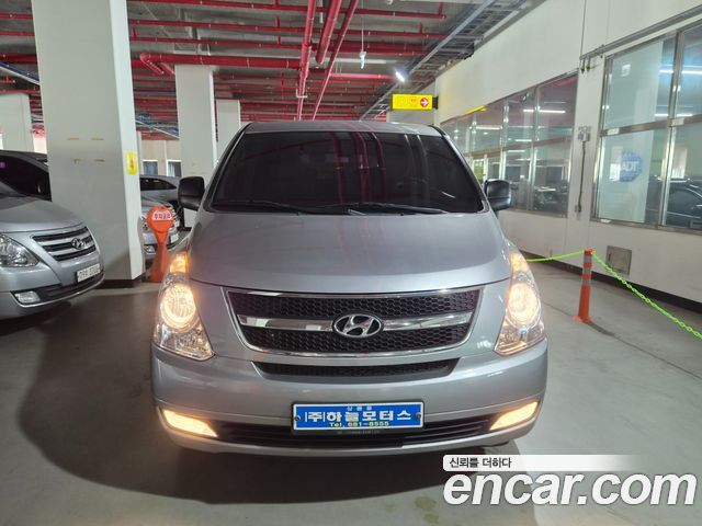 Hyundai Starex 4WD 11-Seater Wagon CVX premium — пробег 37 328 км — фото 3 из 5