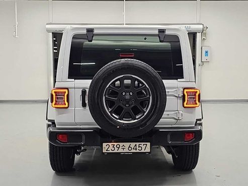 Jeep Wrangler 2.0 Overland 4Door 80th Edition — пробег 75 291 км — фото 3 из 5