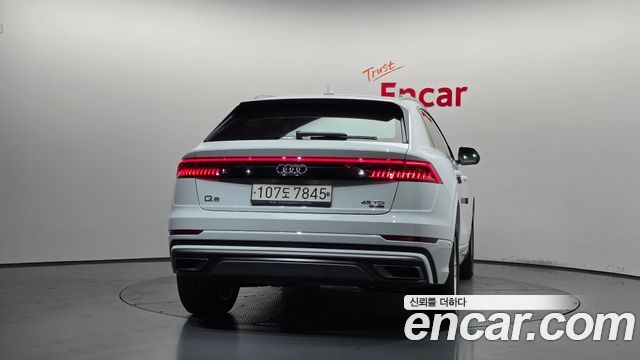 Audi Q8 45 TDI Quattro Premium — пробег 106 316 км — фото 4 из 5