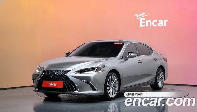 Lexus ES Executive — пробег 32 236 км — фото 1 из 5