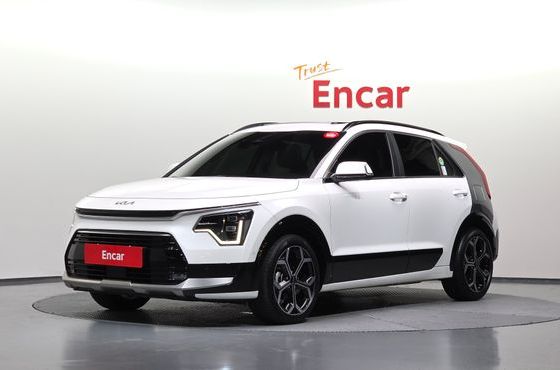 Kia Niro Signature — пробег 42 683 км — фото 1 из 5