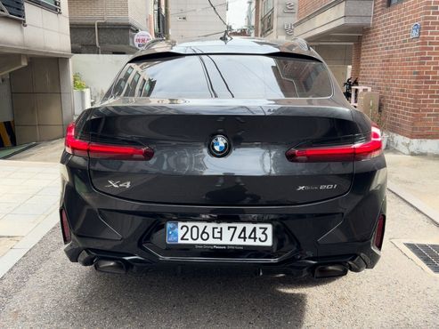 BMW X4 xDrive20i M Sports Pro — пробег 15 500 км — фото 5 из 5