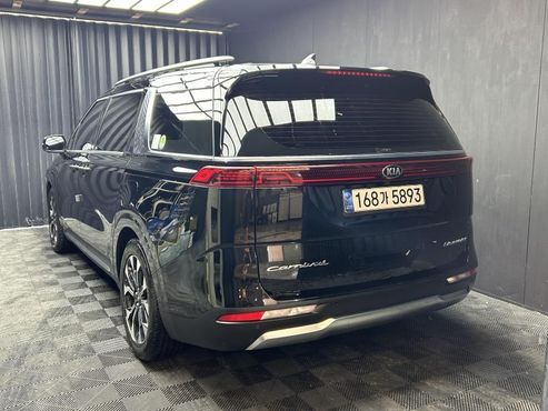 Kia Carnival 7-Seater Signature — пробег 63 999 км — фото 4 из 5