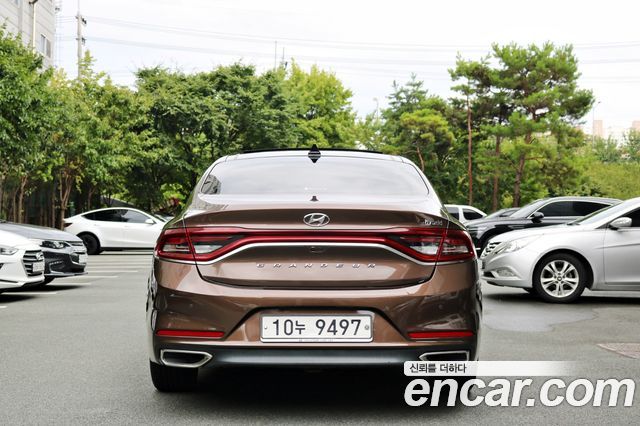 Hyundai Grandeur Exclusive Special — пробег 92 463 км — фото 5 из 5
