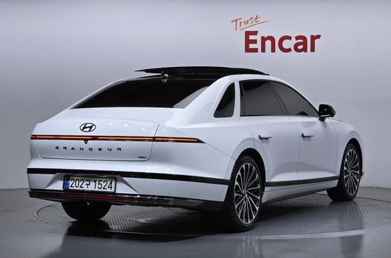 Hyundai Grandeur Calligraphy — пробег 45 683 км — фото 2 из 5