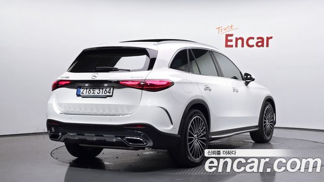 Mercedes-Benz GLC-Class GLC300 4MATIC AMG Line — пробег 25 050 км — фото 2 из 5