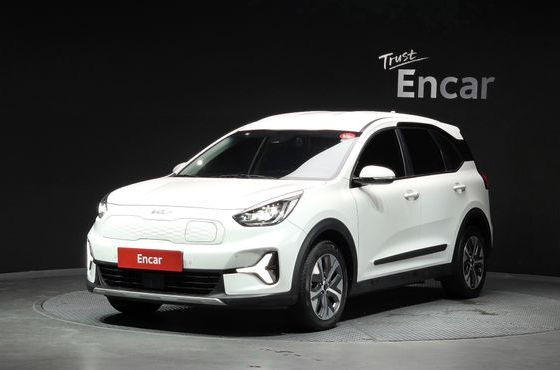 Kia Niro Earth — пробег 159 546 км — фото 1 из 5