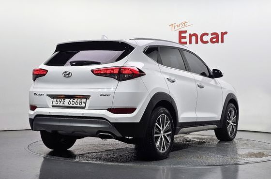 Hyundai Tucson Diesel 1.7 2WD Modern Fever — пробег 60 155 км — фото 2 из 5