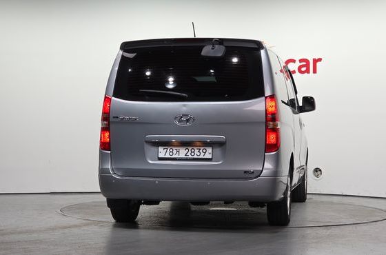 Hyundai Starex 12-Seater LPi Smart — пробег 170 524 км — фото 4 из 5