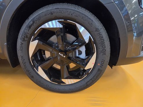 Kia Sorento HEV 1.6 2WD Signature — пробег 70 км — фото 4 из 5
