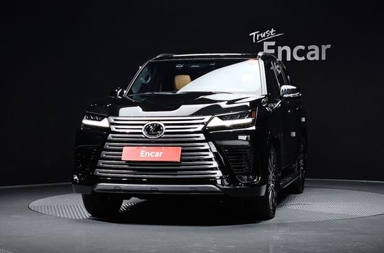 Lexus LX 700h Luxury — пробег 16 456 км — фото 3 из 5