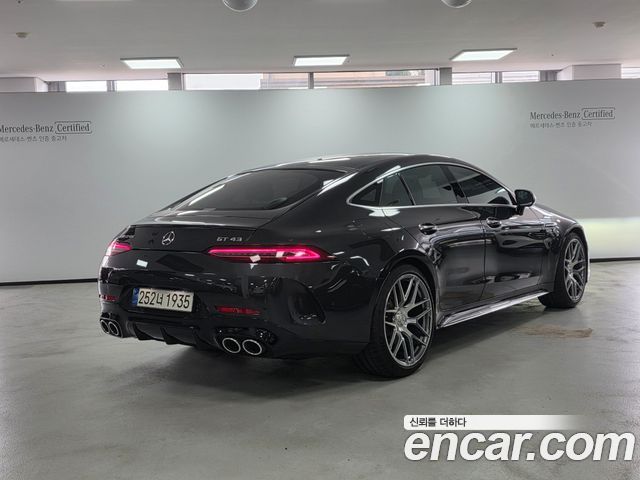 Mercedes-Benz AMG GT 4Door 43 4MATIC+ Dynamic — пробег 4 035 км — фото 2 из 5