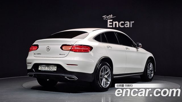 Mercedes-Benz GLC-Class GLC220 d 4MATIC Coupe — пробег 55 801 км — фото 2 из 5