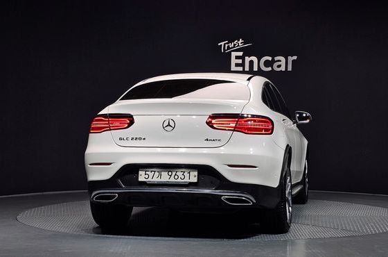 Mercedes-Benz GLC-Class GLC220 d 4MATIC Coupe — пробег 55 801 км — фото 4 из 5