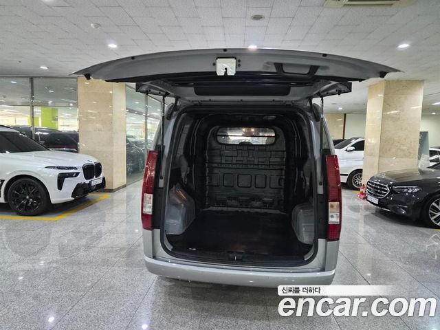 Hyundai Staria из Кореи Encar