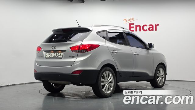 Hyundai Tucson Diesel 2WD LX20 Luxury — пробег 289 194 км — фото 2 из 5
